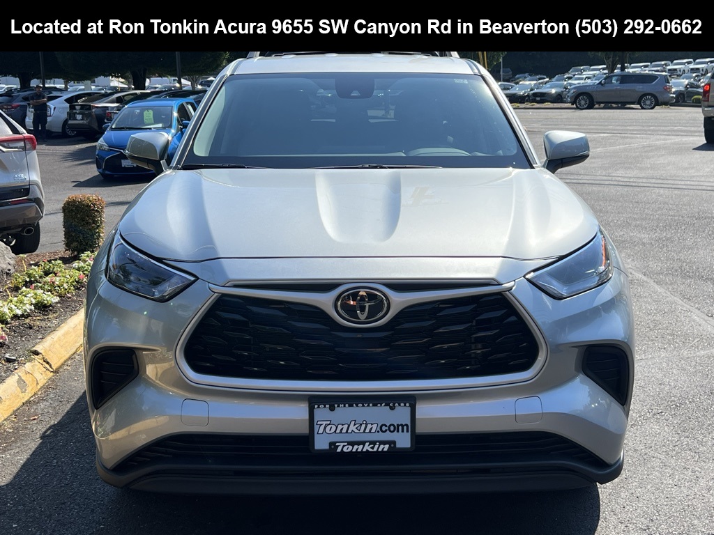 2023 Toyota Highlander L photo 3