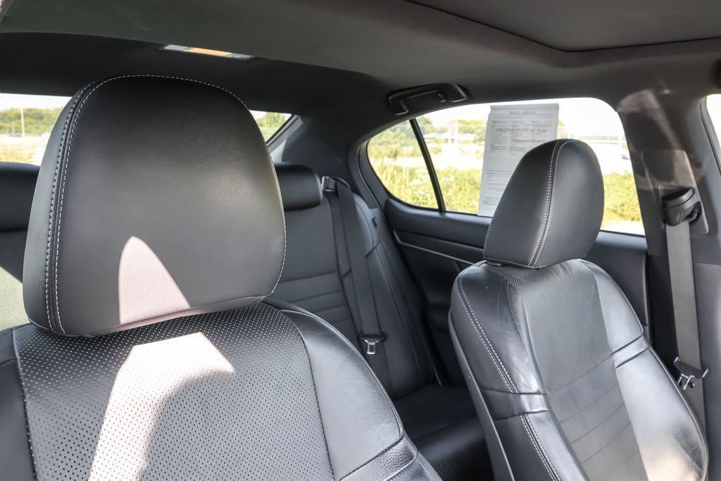 2016 Lexus GS 350 photo 35