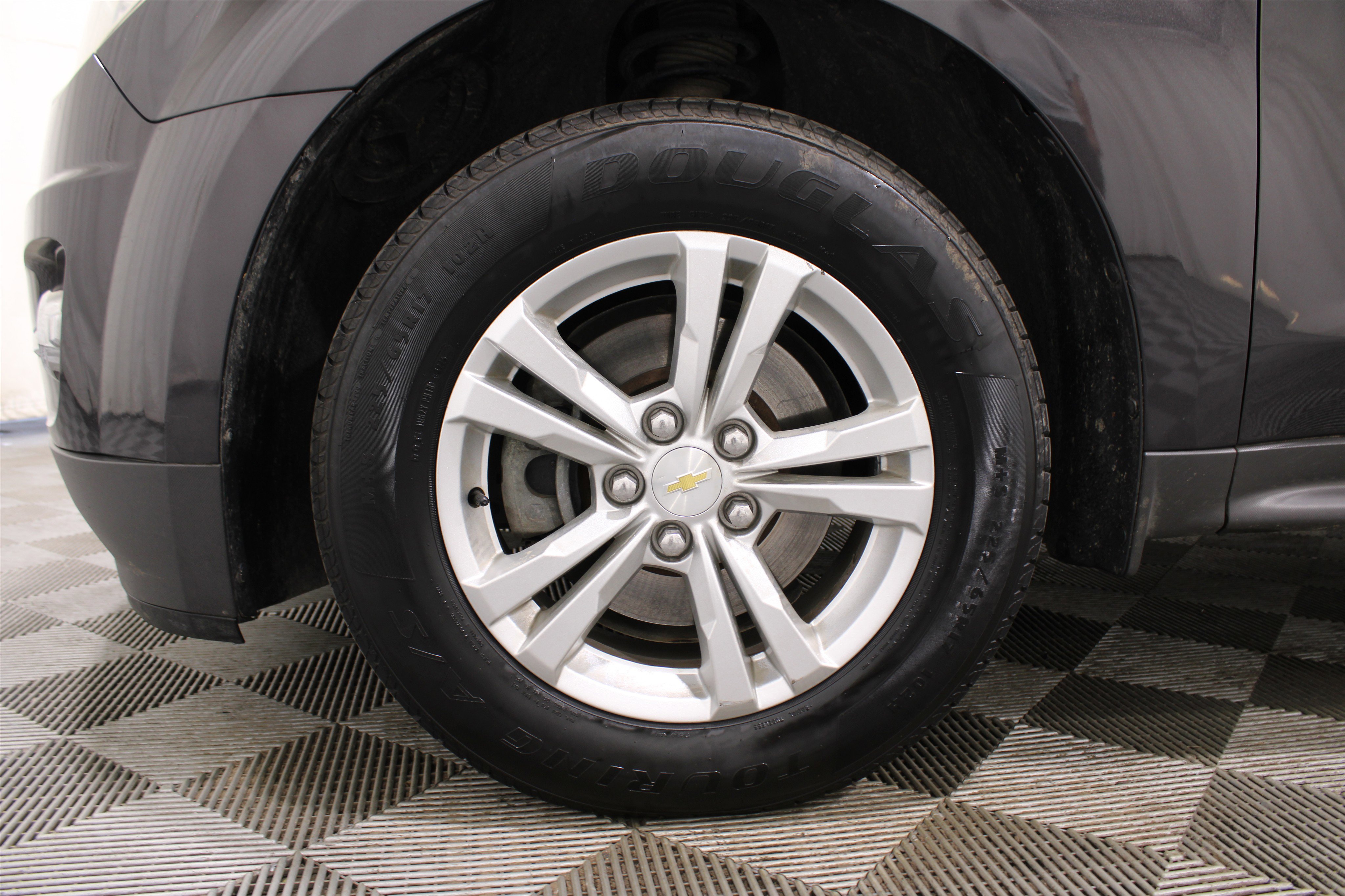 2013 Chevrolet Equinox LT photo 3