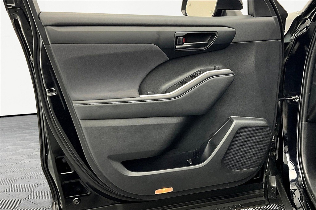 Used 2024 Midnight Black Metallic Toyota LE image 23