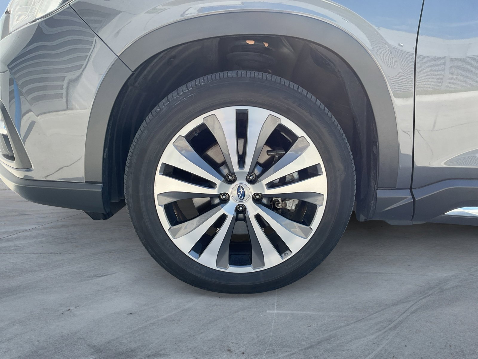 2022 Subaru Ascent Limited photo 3