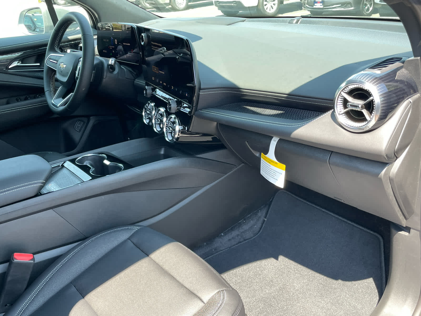 2025 Chevrolet Blazer EV photo 36