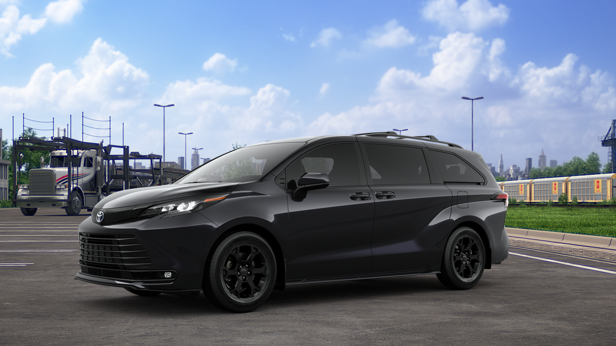 2025 Toyota Sienna Woodland Edition photo 2