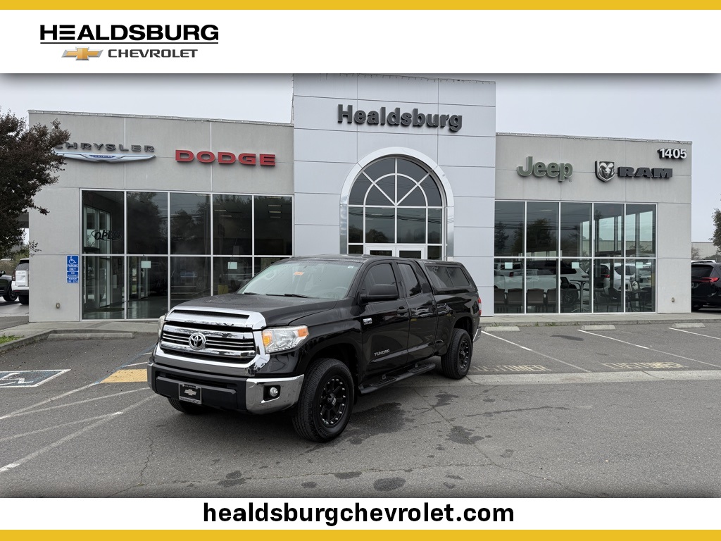 2016 Toyota Tundra SR5's photo