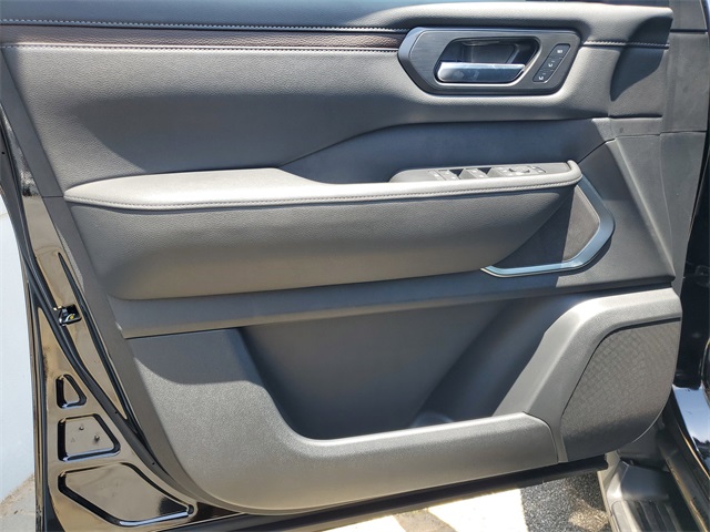 2025 Nissan Armada Platinum photo 15
