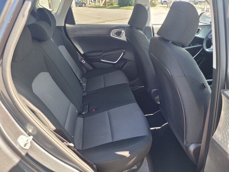2021 Kia Soul LX photo 11