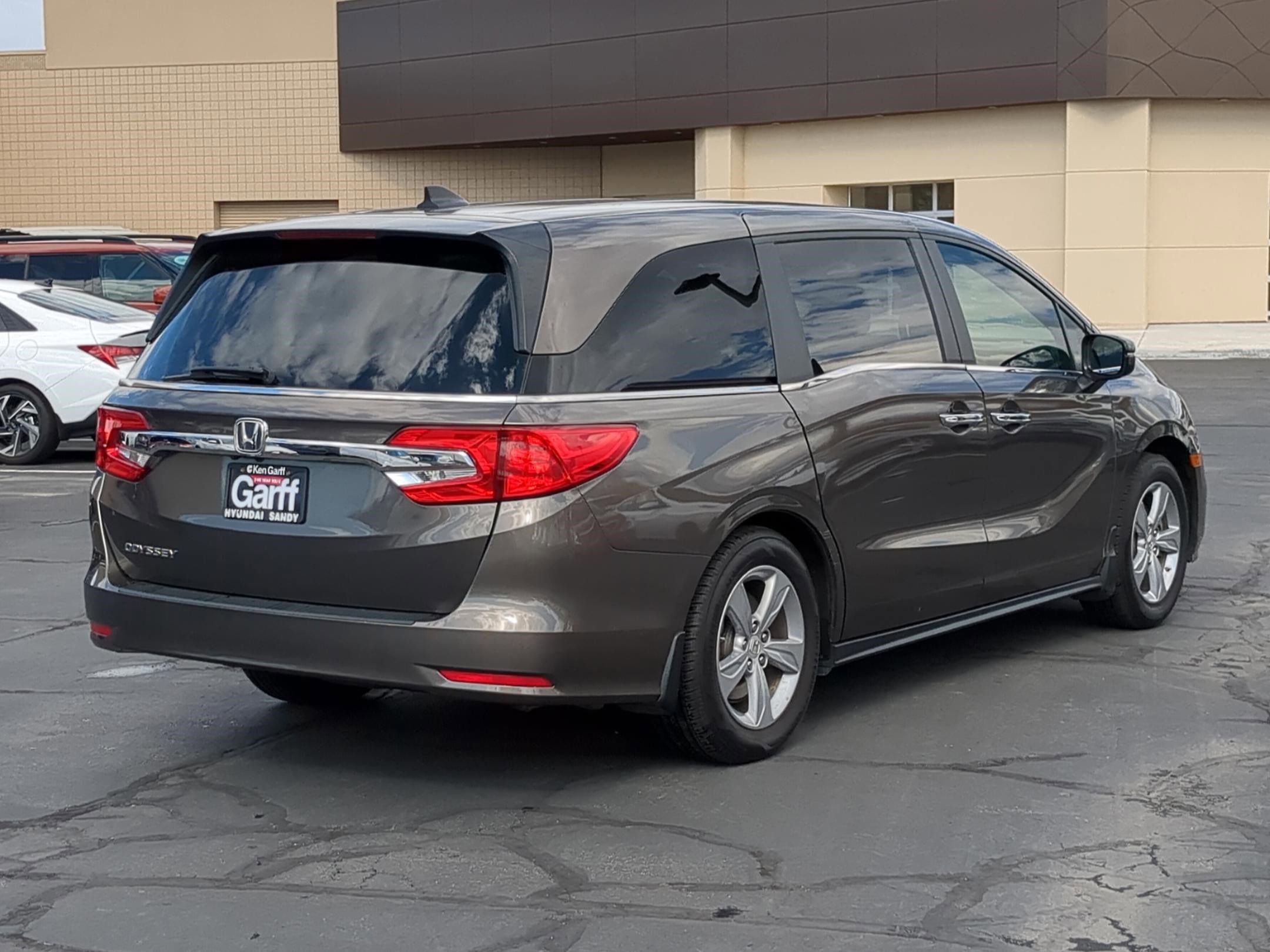 2018 Honda Odyssey EX-L photo 3