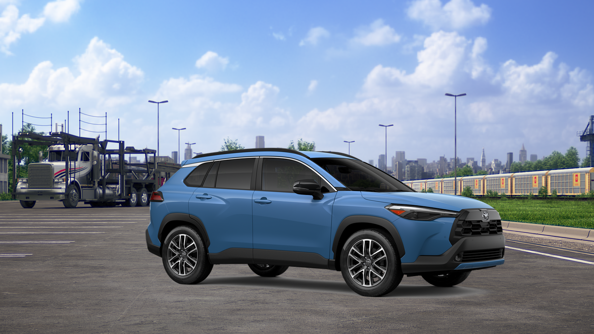 2026 Toyota Corolla Cross XLE photo 12