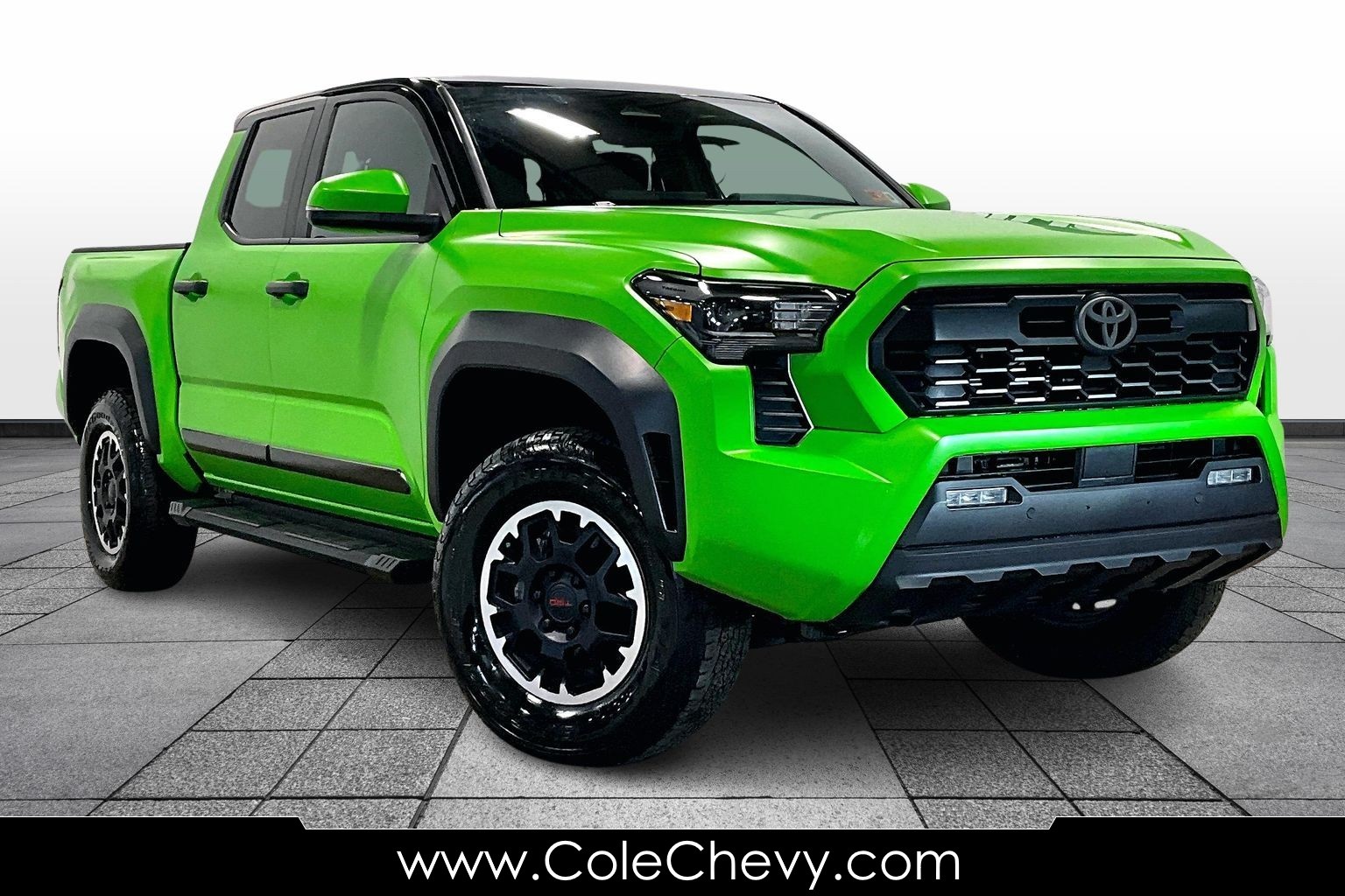 2024 Toyota Tacoma TRD Off Road's photo