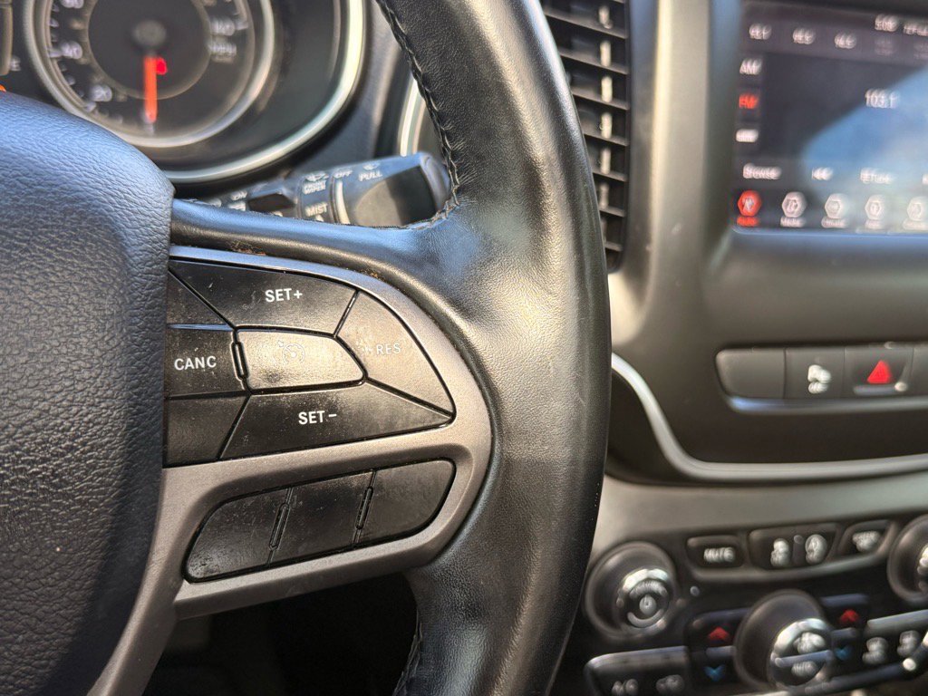2020 Jeep Cherokee Latitude photo 14