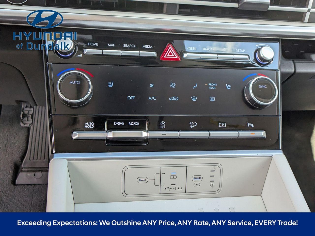 2026 Hyundai Santa Fe SEL photo 17