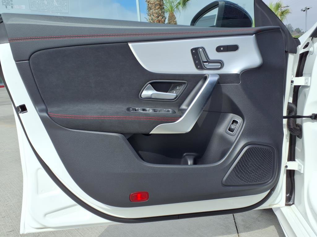 2026 Mercedes Benz CLA 250 photo 8