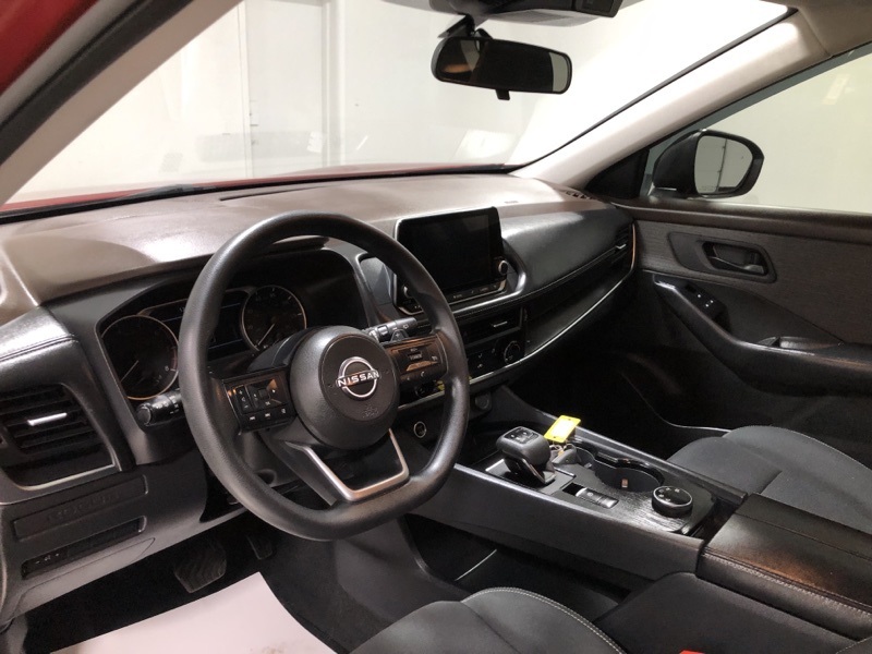 2023 Nissan Rogue S photo 17