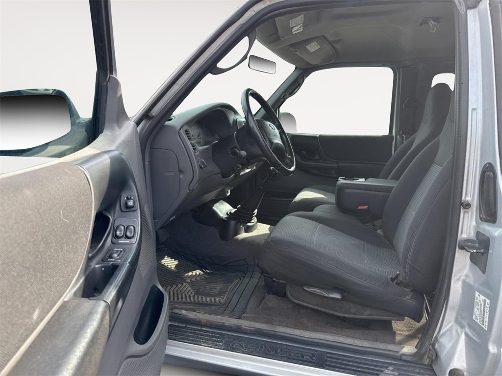 2003 Ford Ranger XLT photo 9