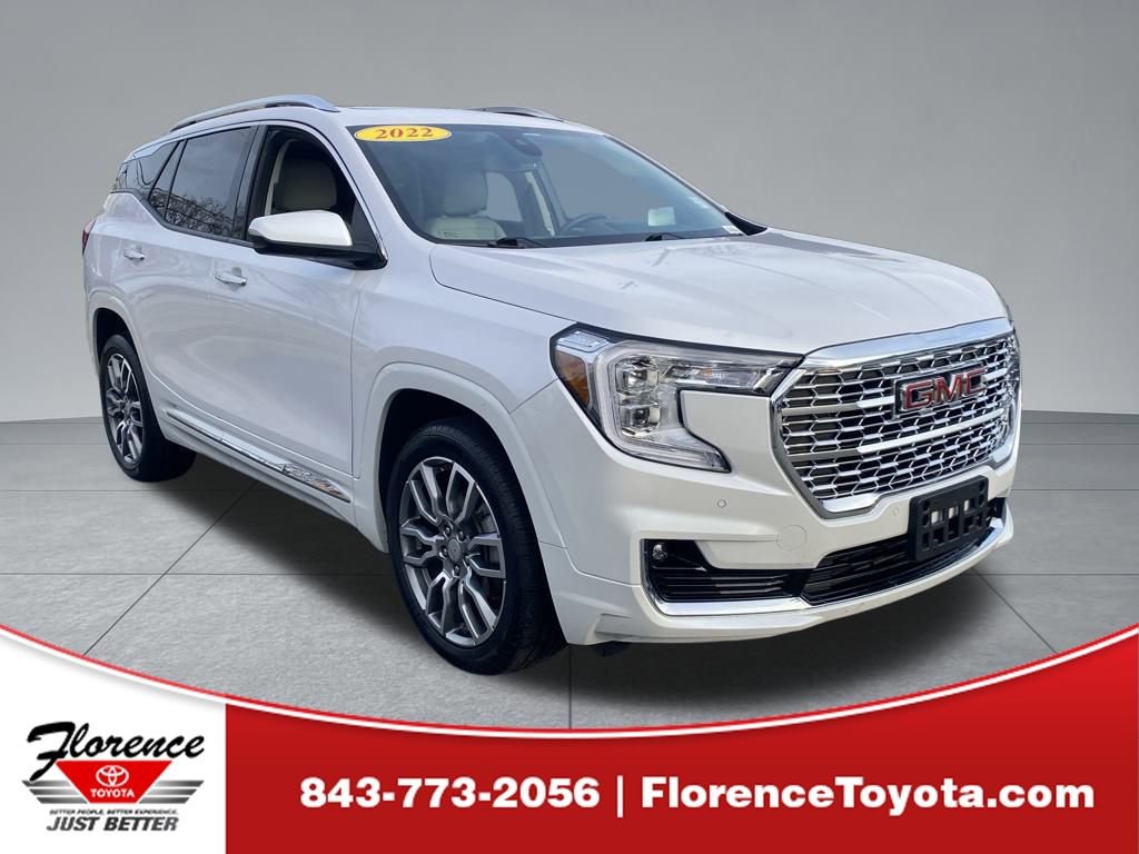 2022 GMC Terrain Denali's photo