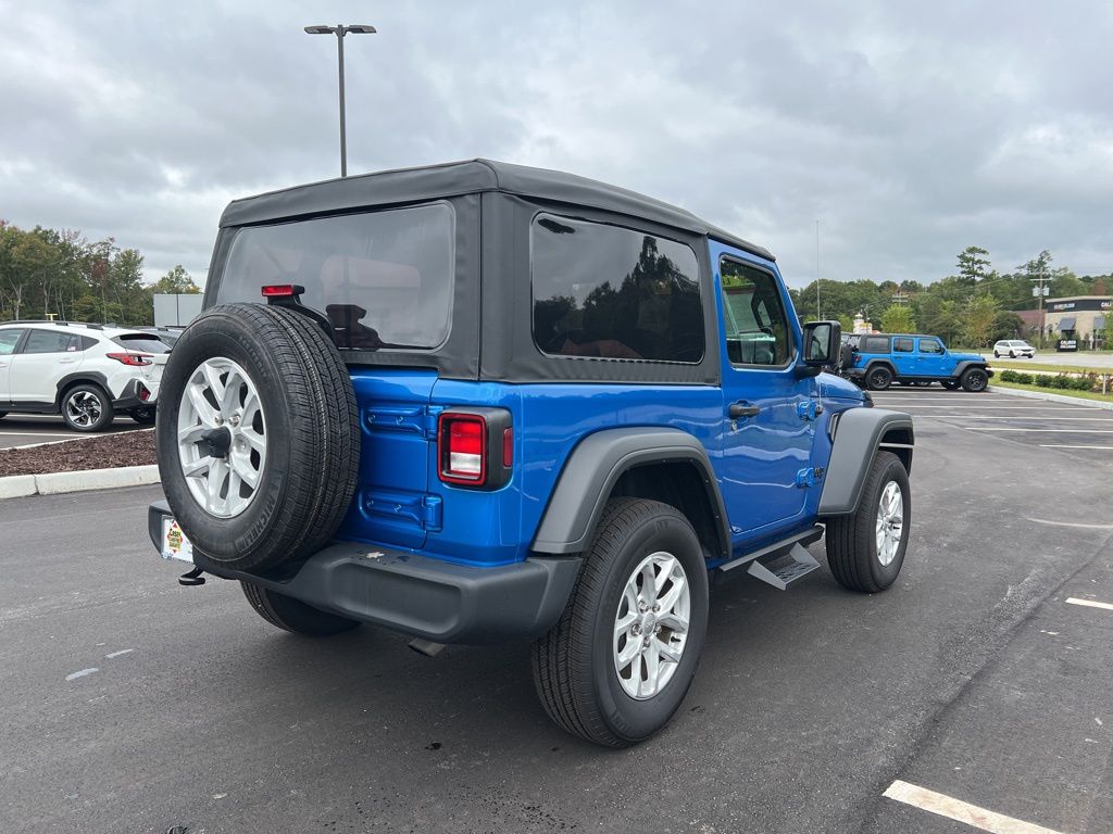 2023 Jeep Wrangler Sport S photo 4