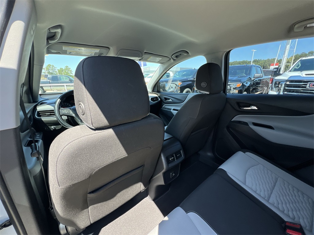 2021 Chevrolet Equinox LS photo 11