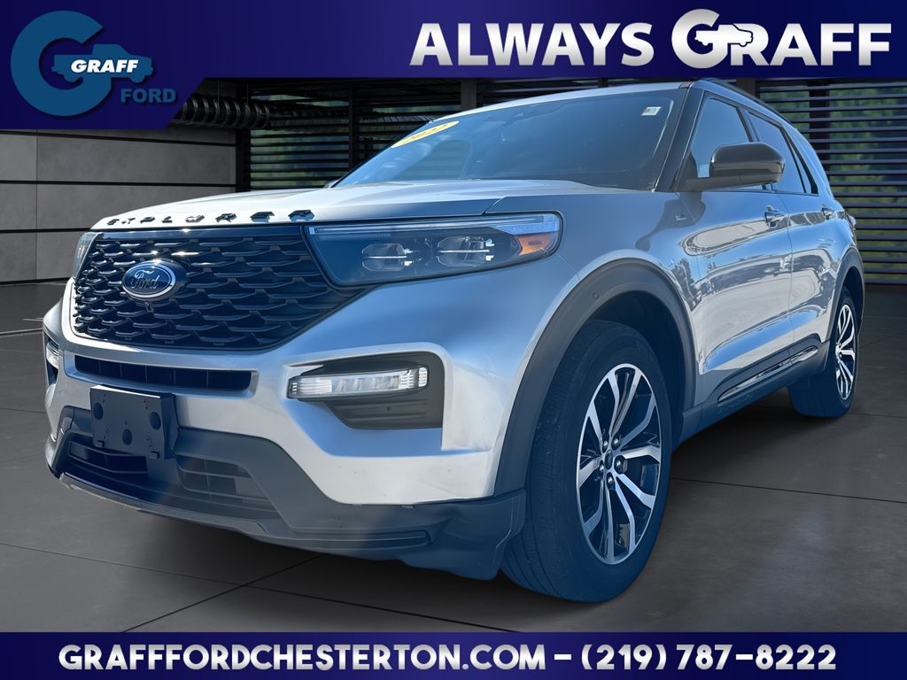 2022 Ford Explorer ST-LINE's photo