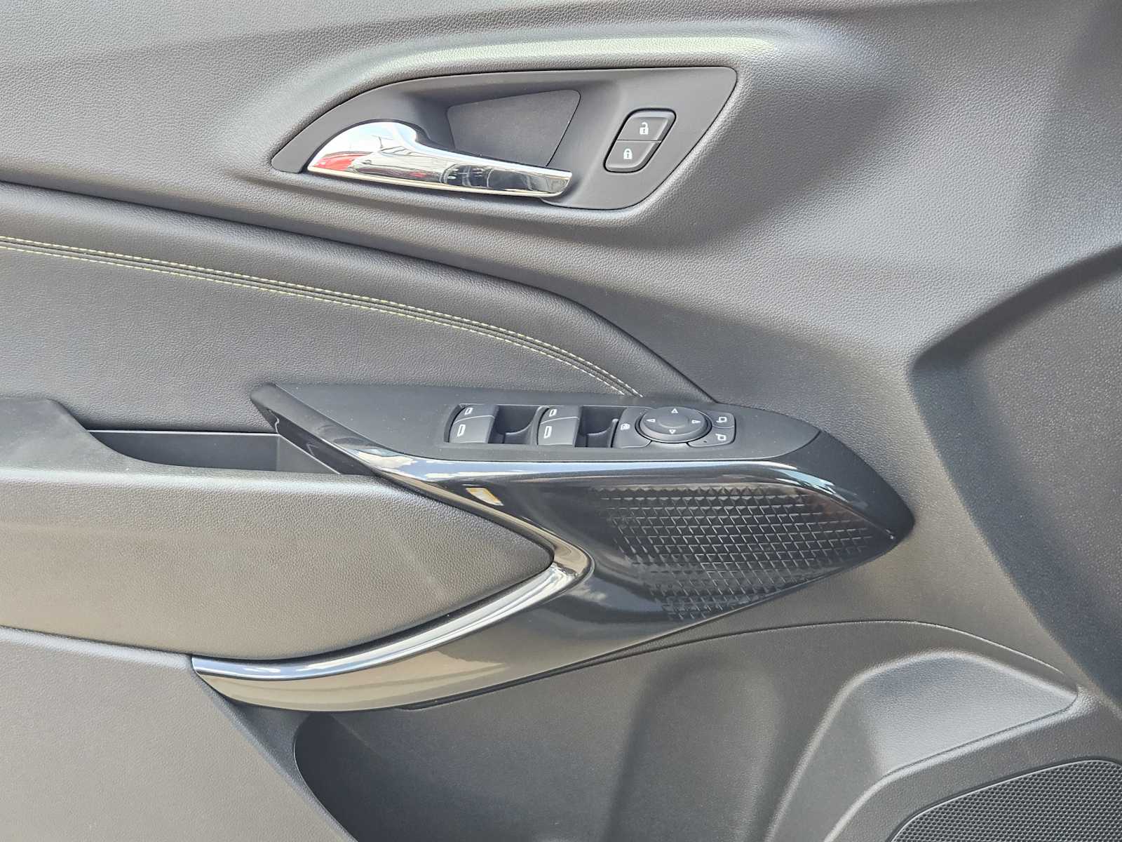 2025 Chevrolet Trax ACTIV photo 19