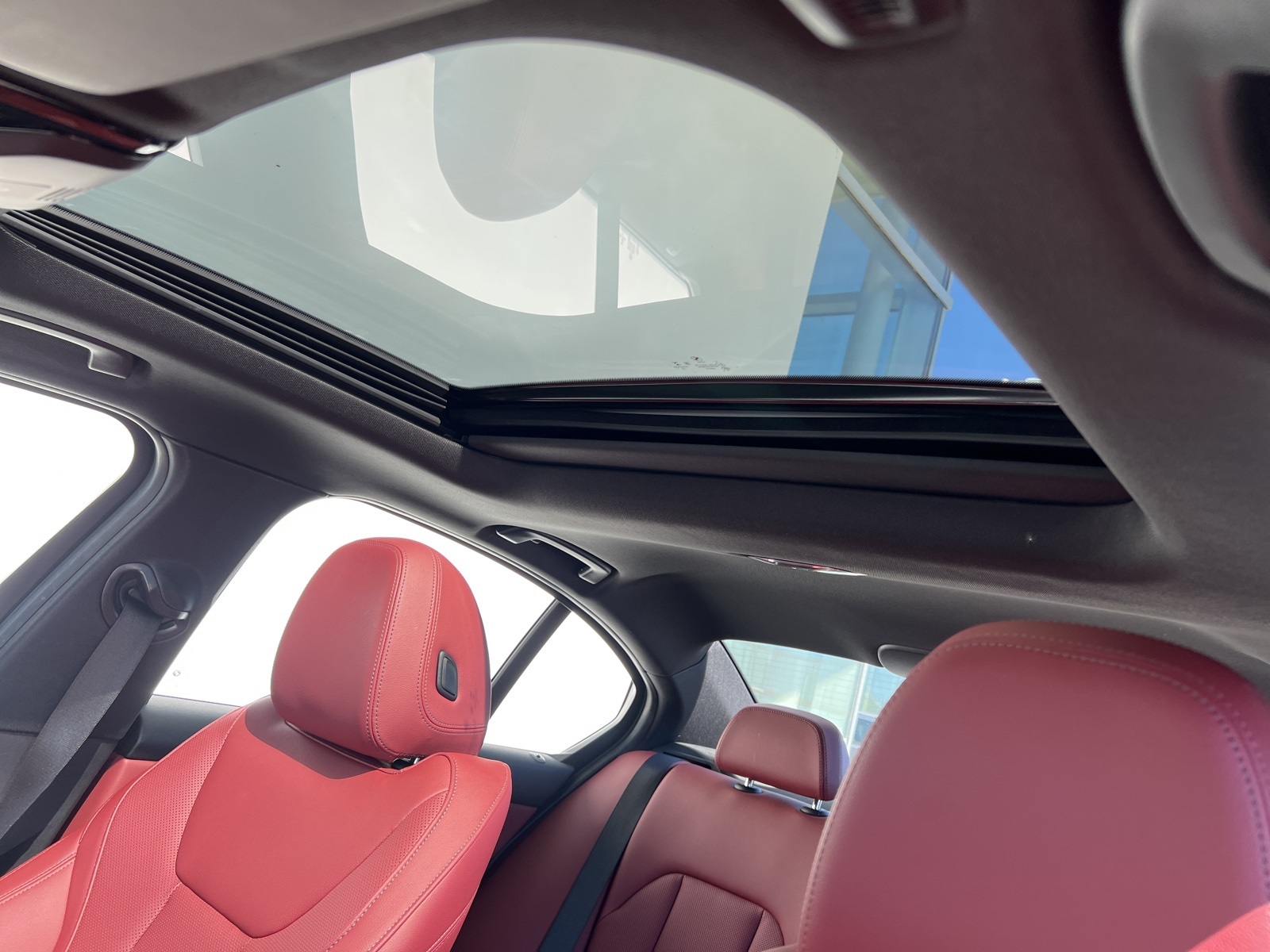 2022 Bmw 330e 3-Series photo 11