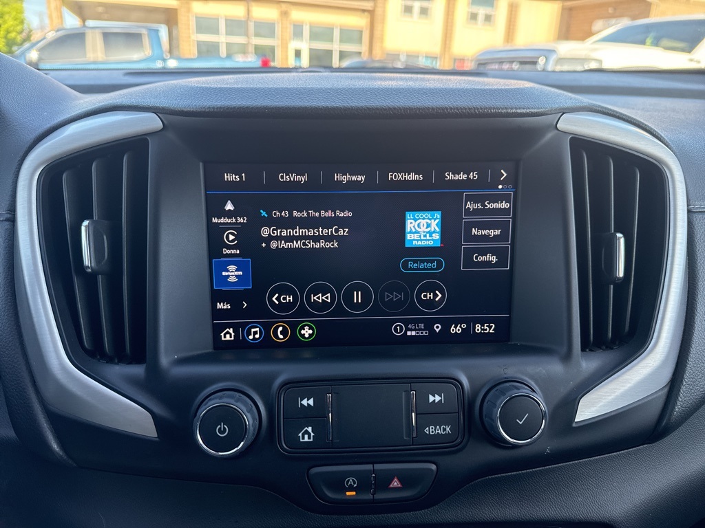 2024 Gmc Terrain SLT photo 12