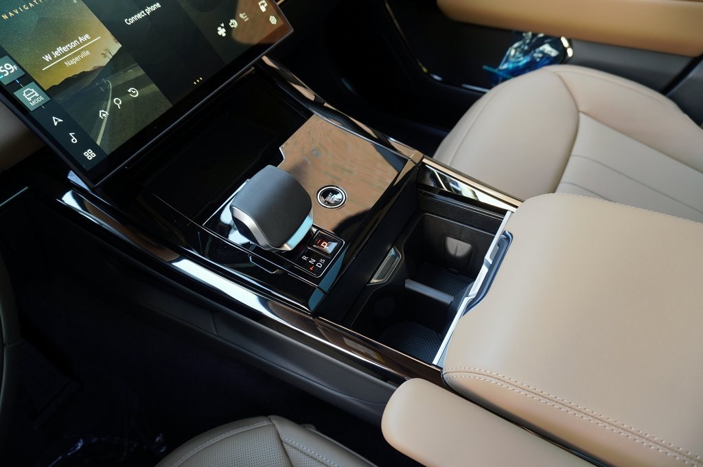 2025 LAND ROVER RANGE ROVER SPORT - Image 26