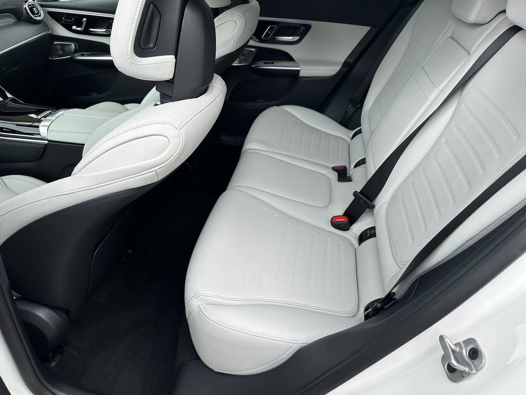 2025 Mercedes Benz GLC 300 4MATIC photo 24
