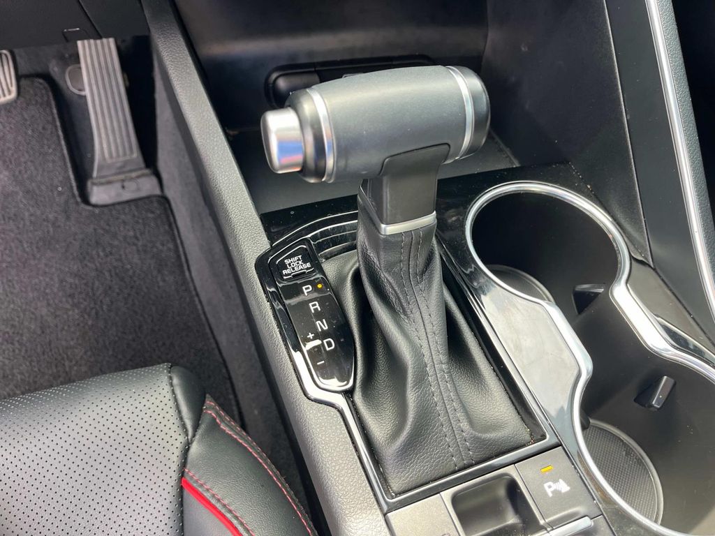 2024 Kia K5 GT photo 25
