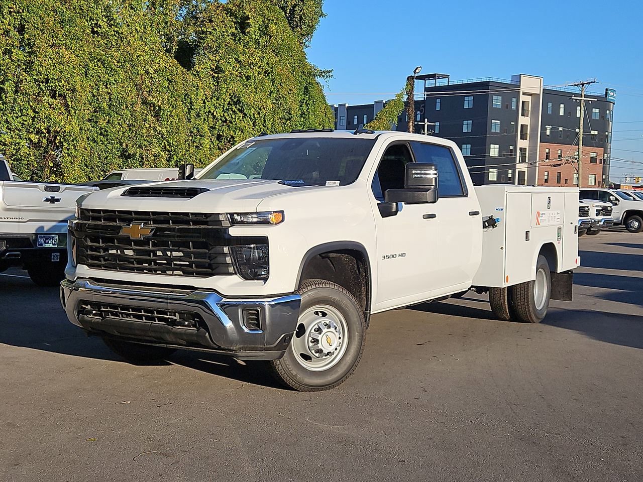 2024 Chevrolet Silverado 3500 Chassis Cab Work Truck's photo
