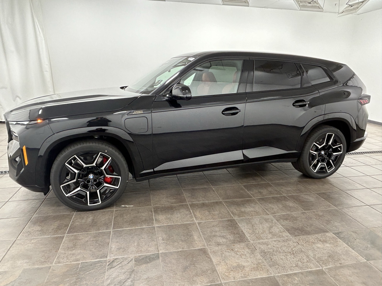 New 2025 Black BMW Base image 2