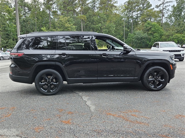 2023 Jeep Grand Cherokee Altitude photo 14
