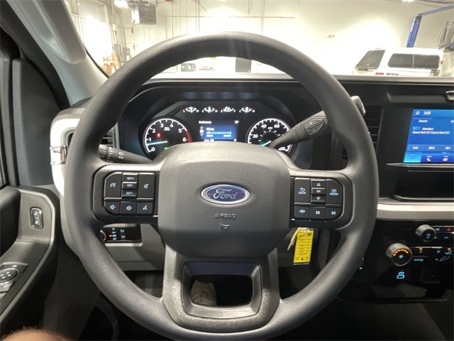 2026 Ford F-350 XL photo 14