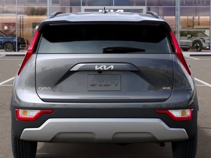 2025 Kia Niro LX photo 13