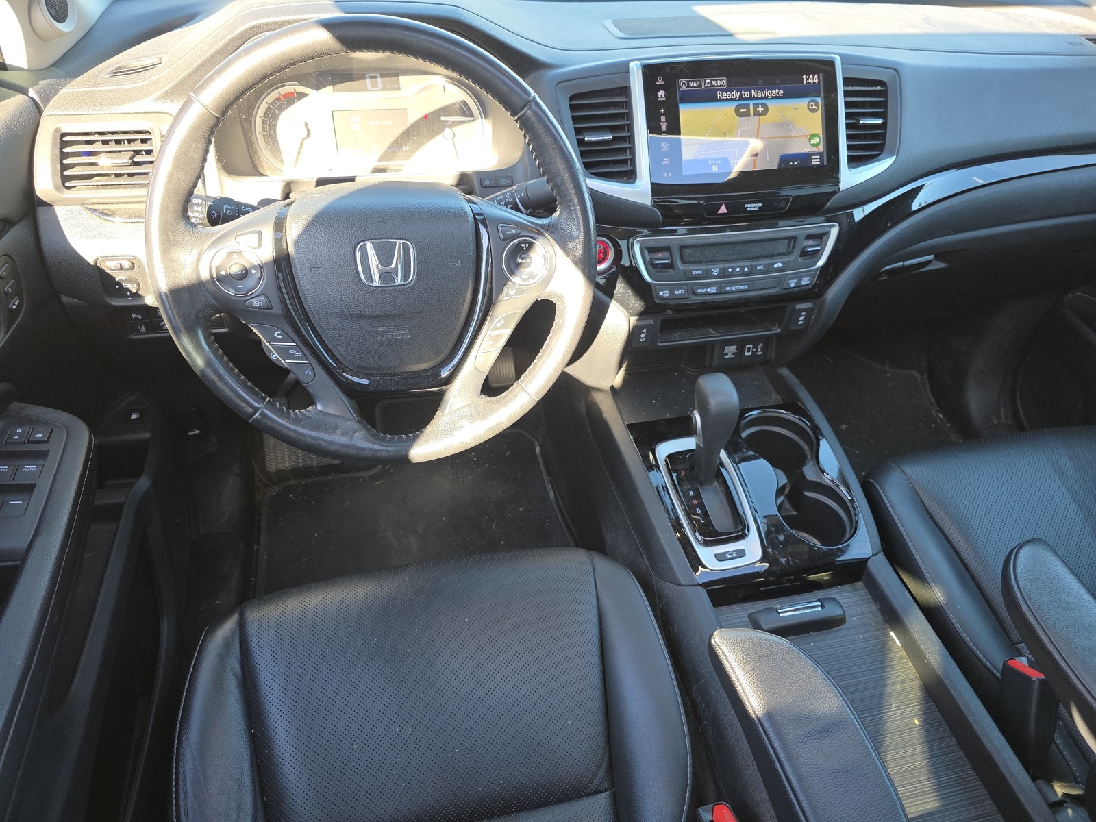 2019 Honda Ridgeline RTL-E photo 3