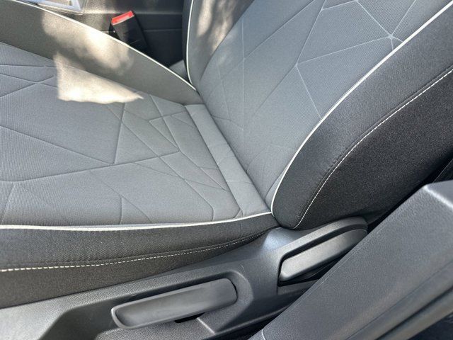 2025 Volkswagen Jetta 1.5T Sport photo 4
