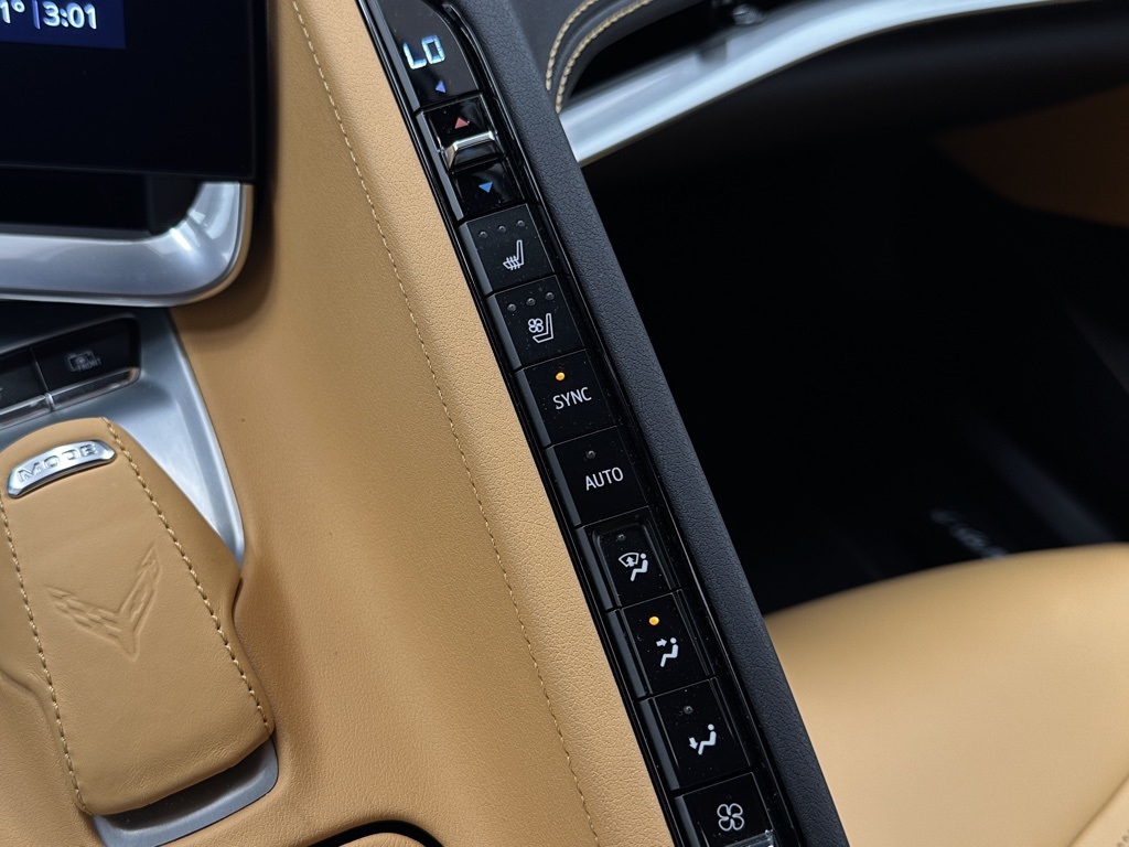 2022 Chevrolet Corvette 2LT photo 28