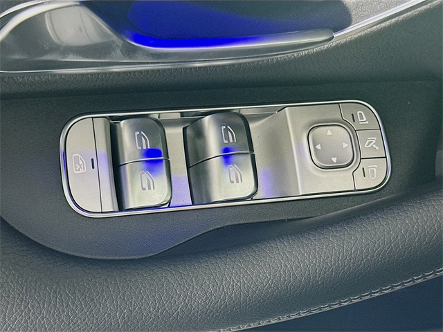 2026 Mercedes Benz GLS 450 4MATIC photo 14