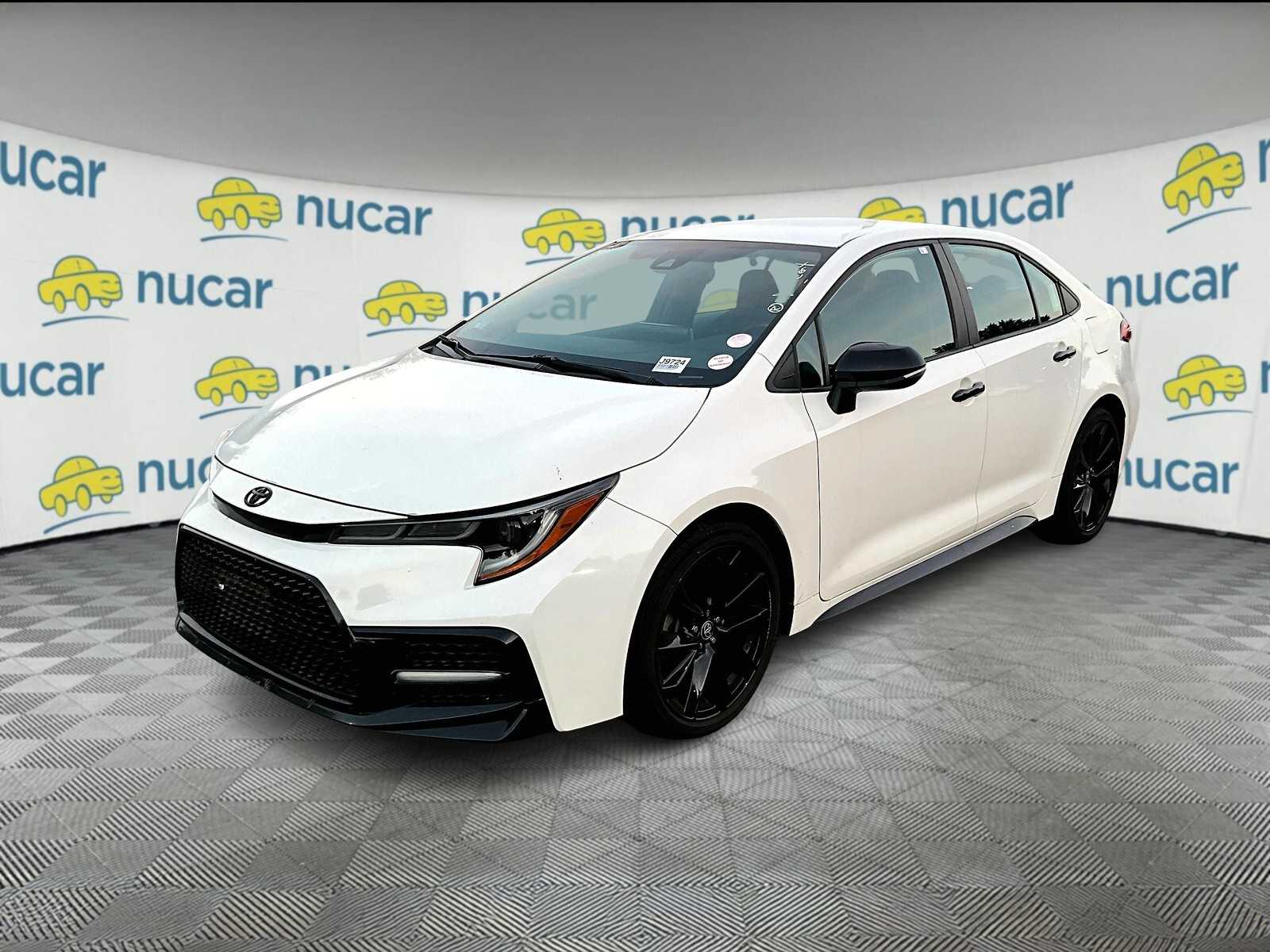 2020 Toyota Corolla SE photo 2