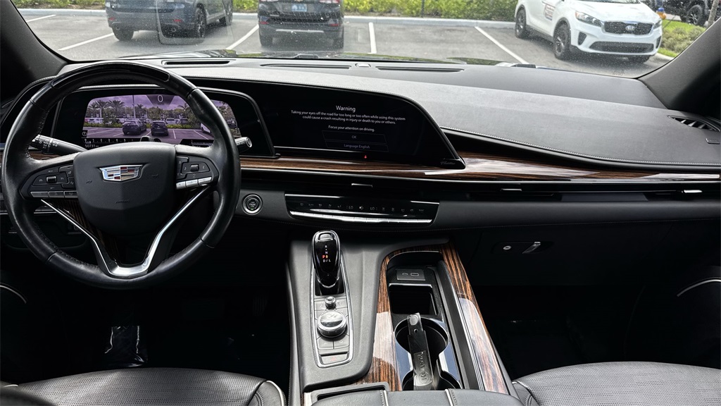 2023 Cadillac Escalade Premium Luxury photo 13