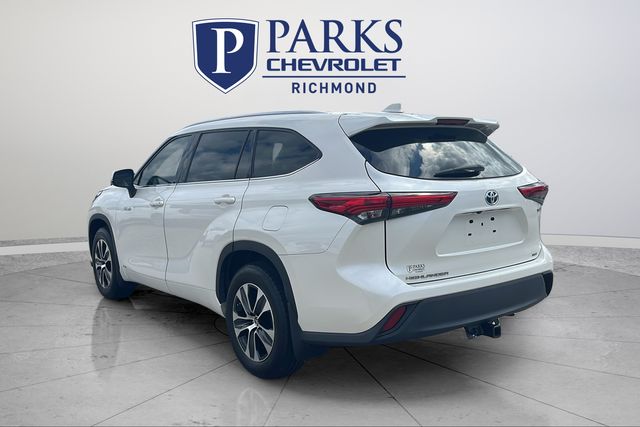 2020 Toyota Highlander XLE photo 4