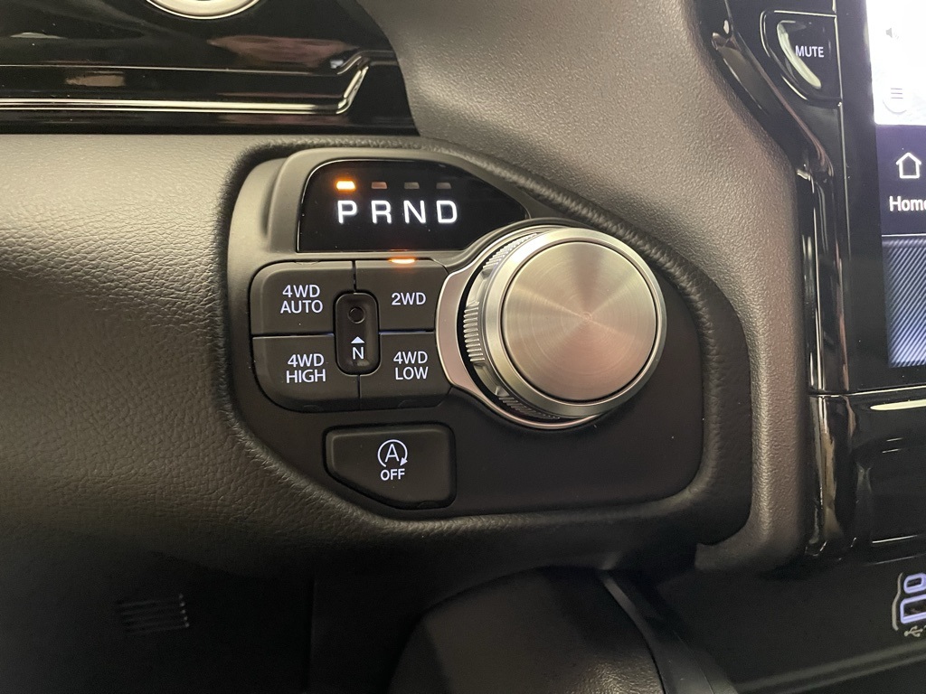 2025 Ram 1500 Laramie photo 11