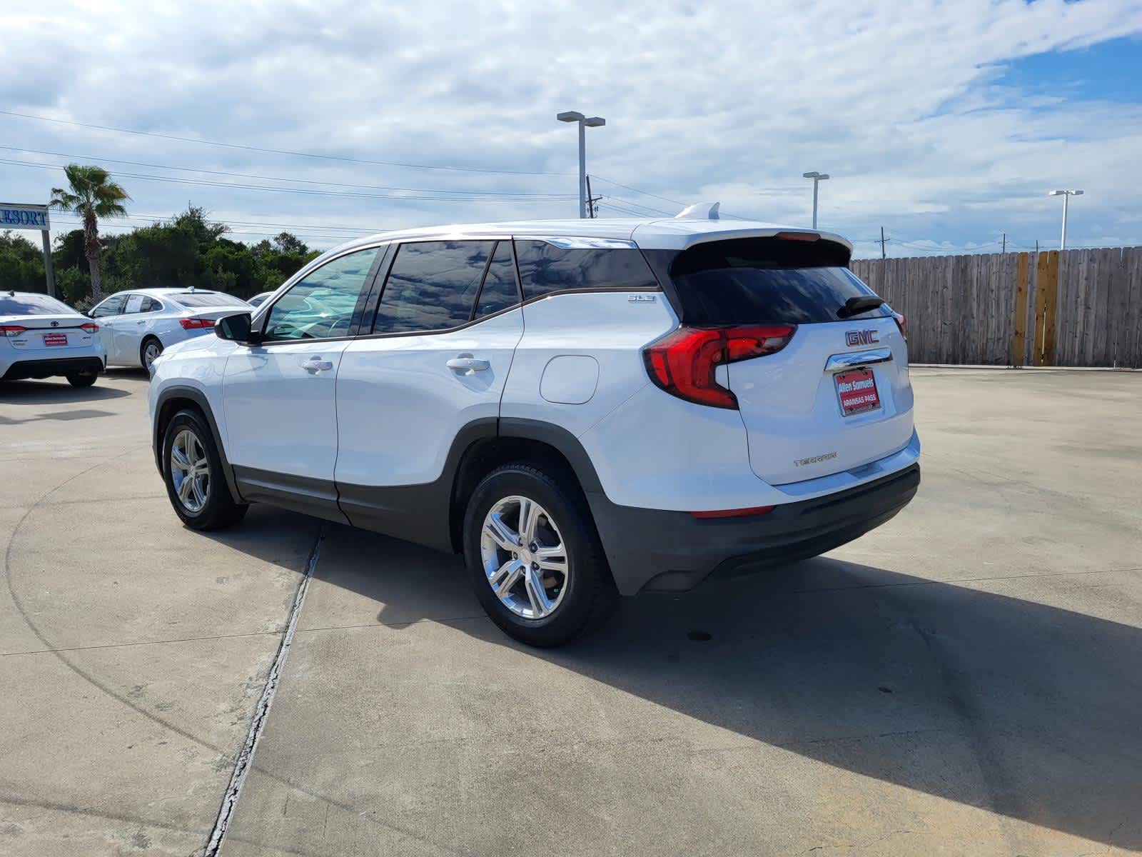 2018 Gmc Terrain SLE photo 3
