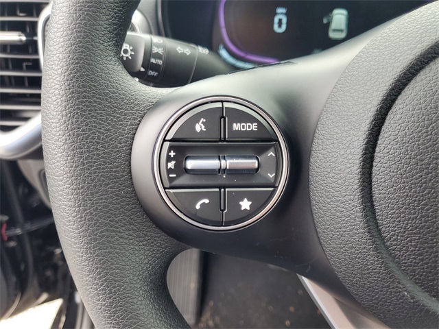 2025 Kia Soul LX photo 11