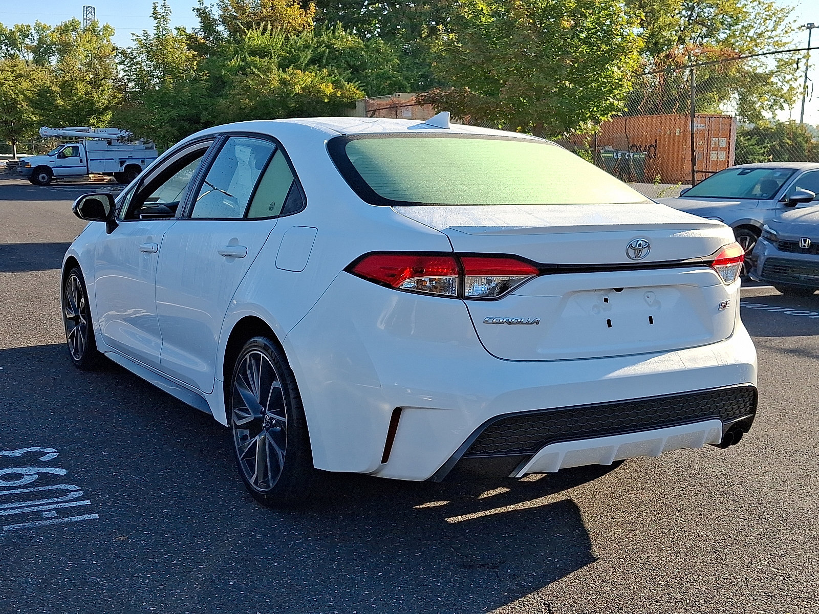 2021 Toyota Corolla SE photo 3