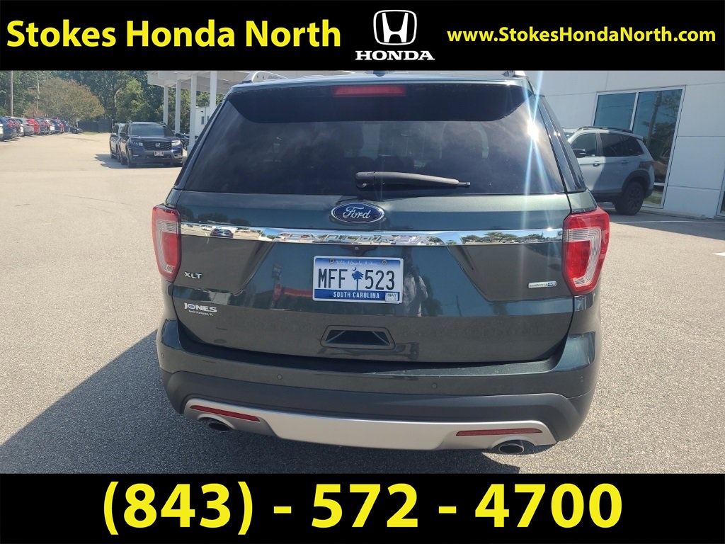 2016 Ford Explorer XLT photo 5