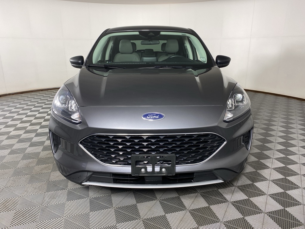 2022 Ford Escape SE photo 3