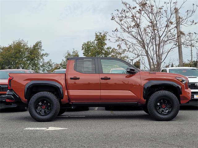 2024 Toyota Tacoma TRD Pro 4x4 photo 5