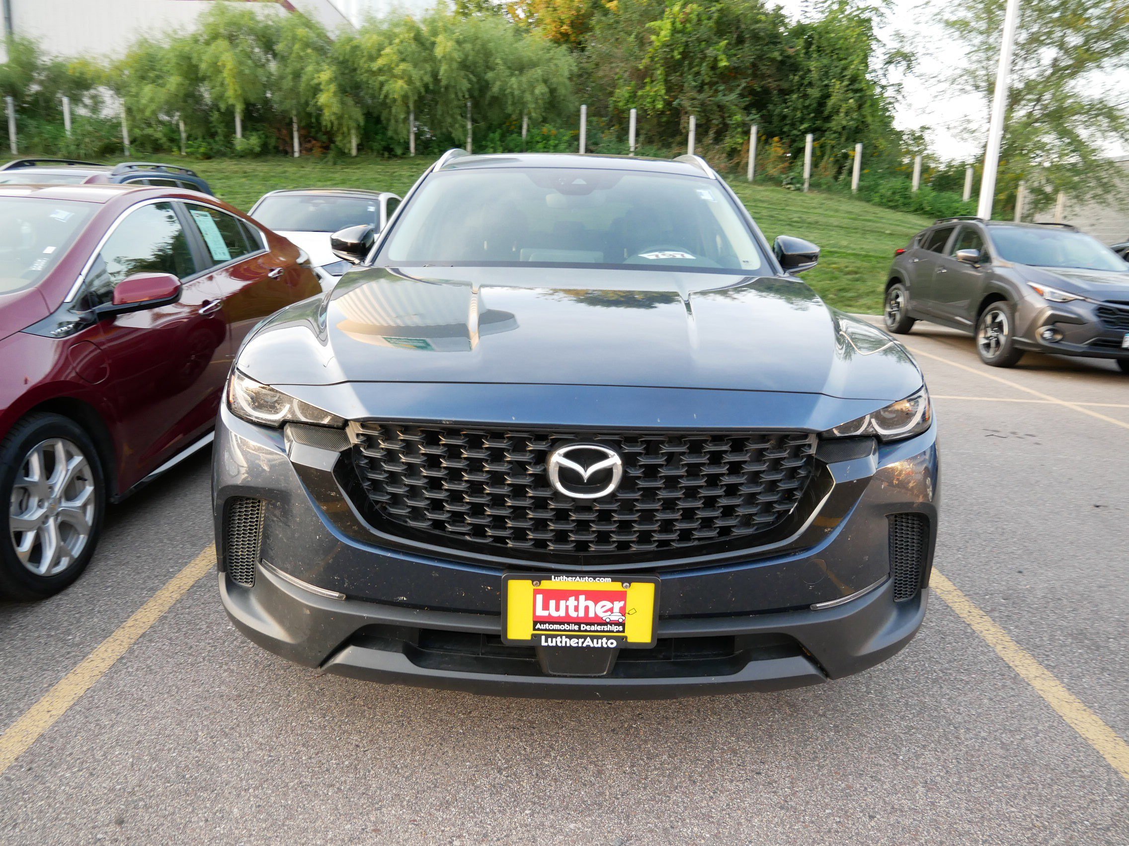 2023 Mazda CX-50 2.5 Preferred Plus photo 2