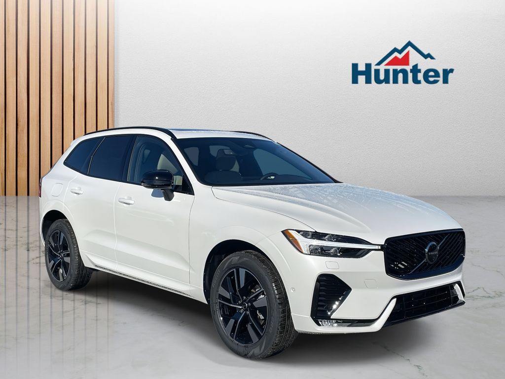 2026 Volvo XC60 Plus's photo