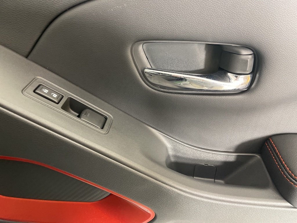 2025 Nissan Frontier Crew Cab PRO-4X photo 10